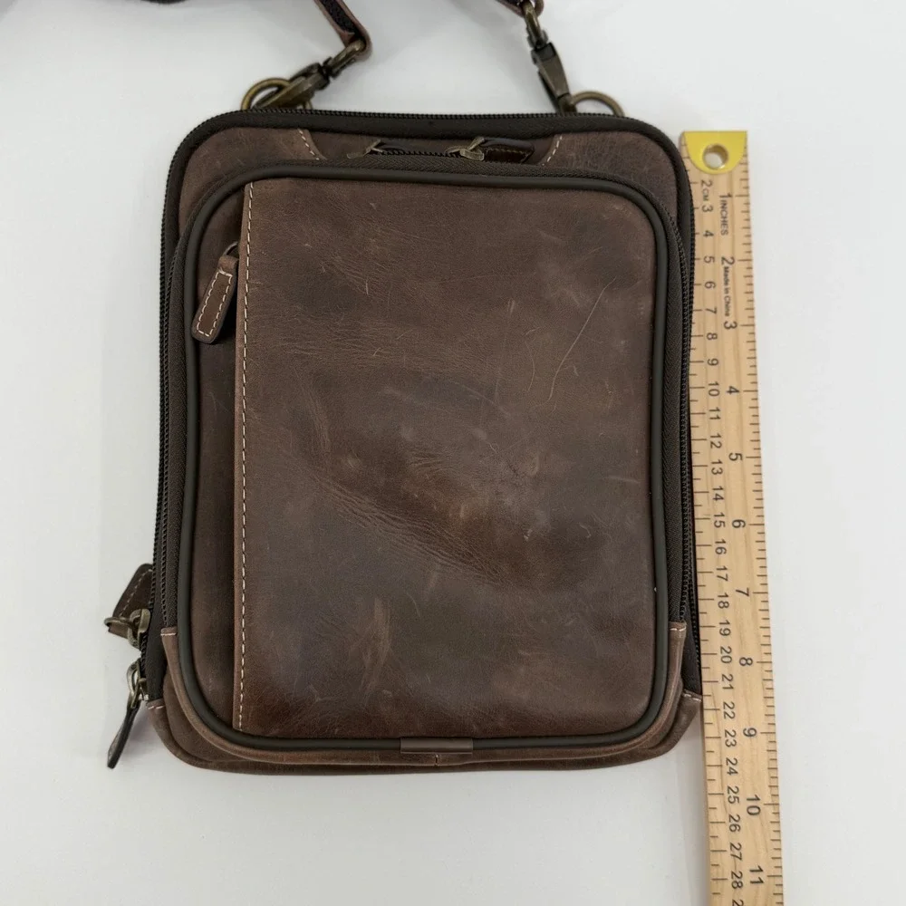 Gun Toten Mamas Brown Distressed Leather Concealed Carry Crossbody Bag GTM-11